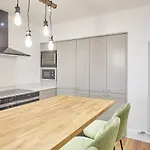 Host & - Albion House