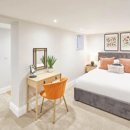 Host & - Albion House