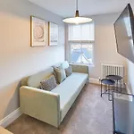 Host & - Albion House *